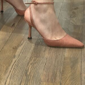 Manolo Blahnik Pink Textured Heels